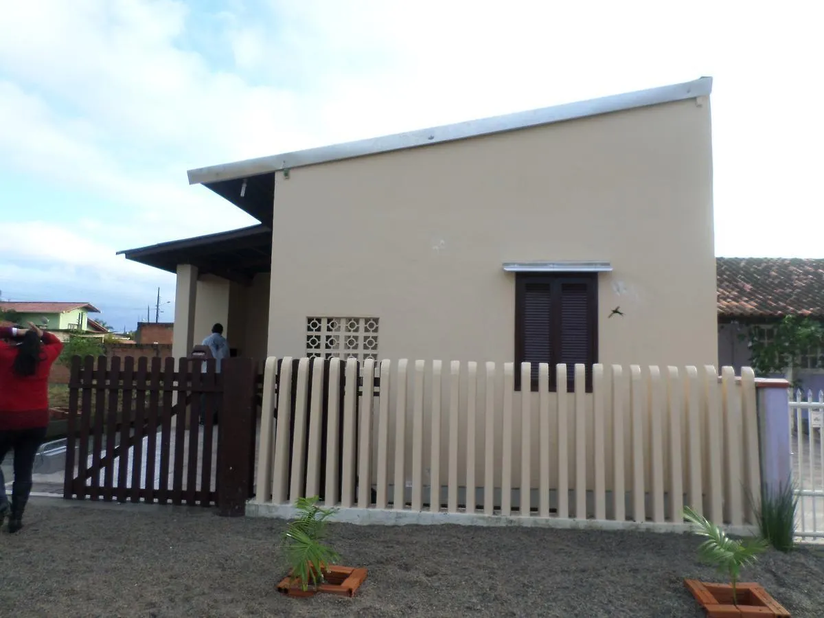 Casa Na Praia - Uma Quadra Do Mar Itapoa  Itapoa (Santa Catarina)